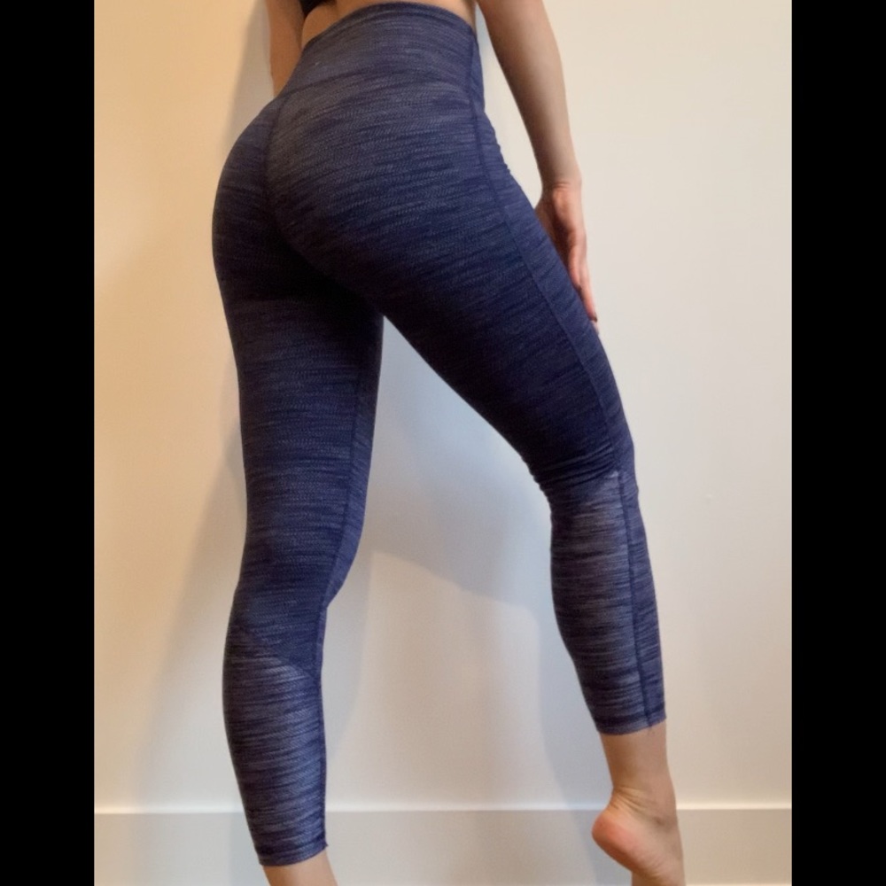 7/8 Old Navy Active Legging with chevron details